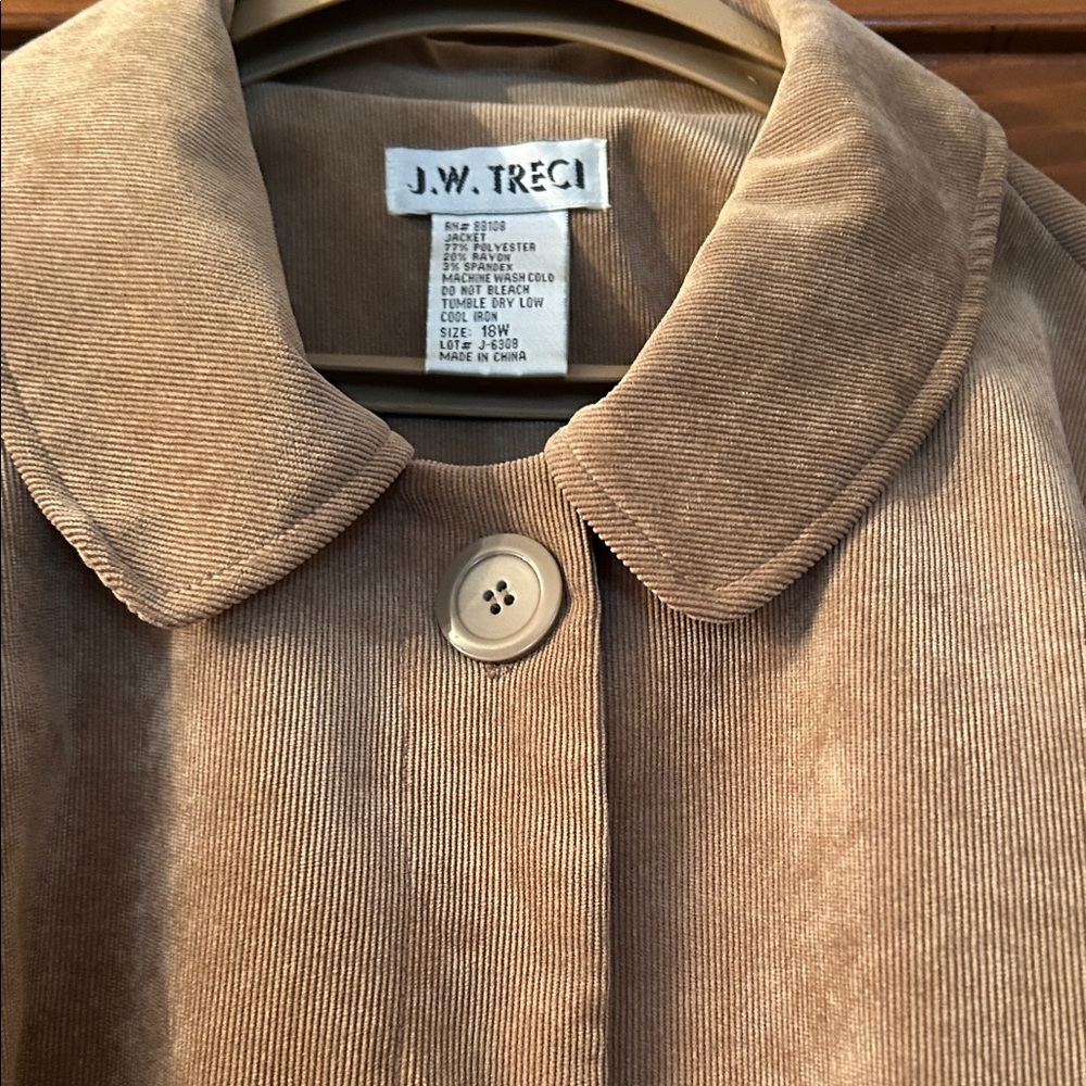 J.W. TRECI AUTUMN JACKET - Picture 5 of 7